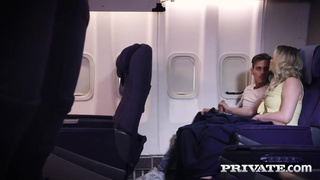 Секс в самолете с пассажиркой Mia Malkova